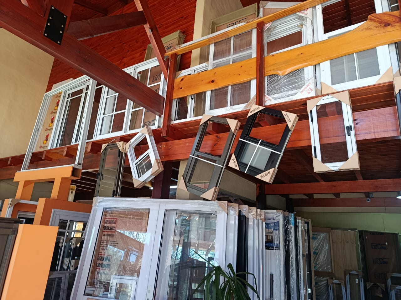 Aberturas en local 2001 Aberturas